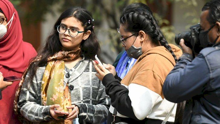 শিক্ষাপ্রতিষ্ঠানের ছুটি আবারও বাড়ছে