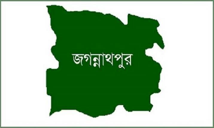 জগন্নাথপুরে সড়কে প্রাণ গেল ট্রাক্টর চালকের
