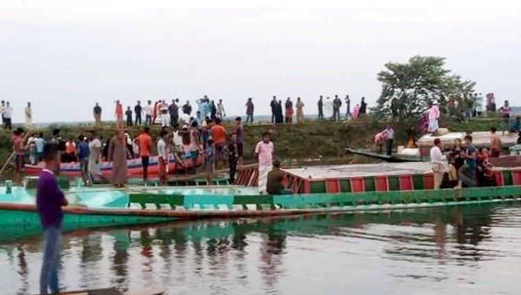 দুই ট্রলারের সংঘর্ষ, ১১ জনের লাশ উদ্ধার