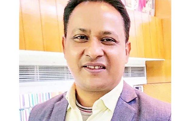 শিক্ষা কর্মকর্তার ঘুষের তালিকায় ফ্লেক্সিলোড-ইন্টারনেটের এমবি!