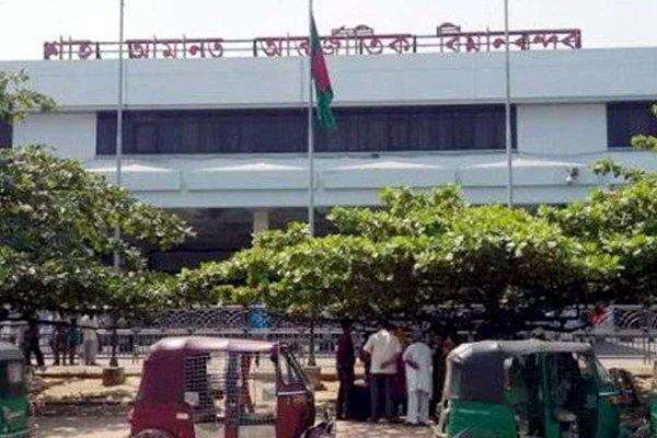 ঘূর্ণিঝড় মোখার প্রভাবে চট্টগ্রাম বিমানবন্দরে উড়োজাহাজ ওঠানামা বন্ধ